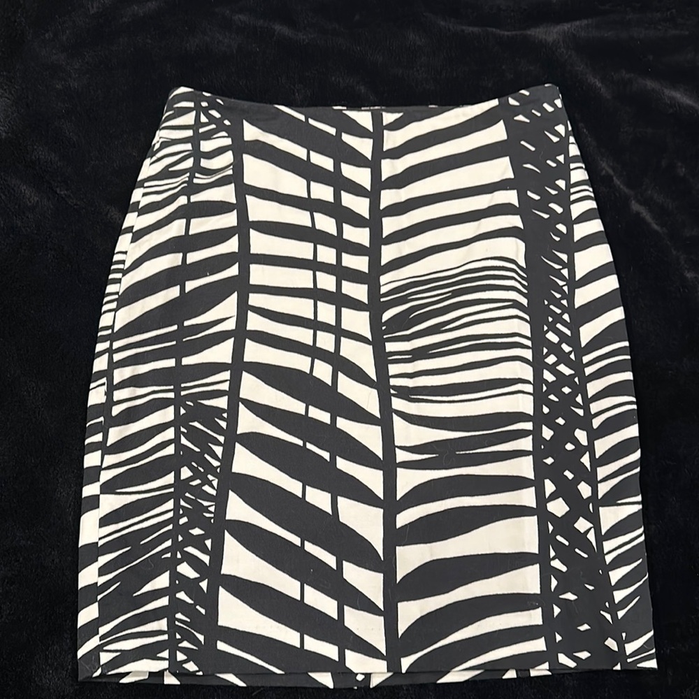 Brand new The Limited skirt